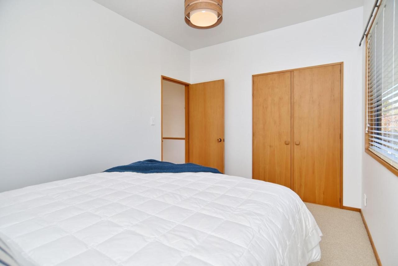 Bristol St - Christchurch Holiday Homes エクステリア 写真